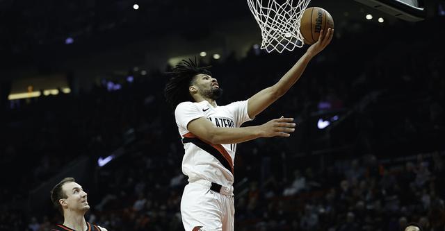 华体会官网-夏普24+9奥孔古26+9 开拓者主场轻取老鹰